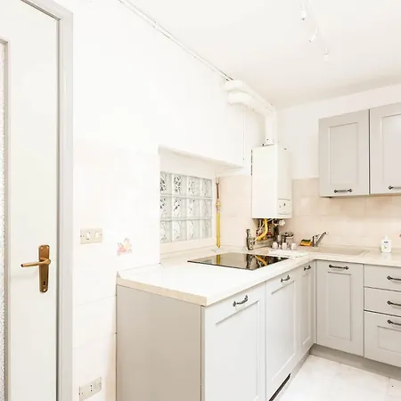 Casa Sylvie - Centro Apartman *
